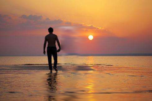 轻微漏斗胸成年人,成年人漏斗胸凹陷一个拳头严重吗