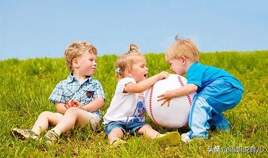 孩子抢东西不给就哭,孩子抢东西不哭