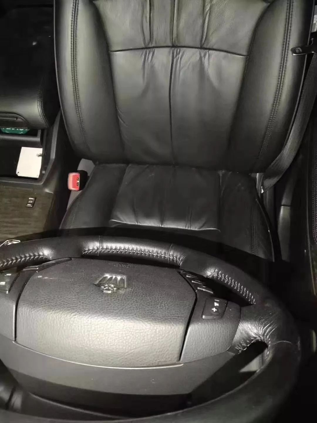 13代皇冠拍卖最高价,12代皇冠拍卖40多万