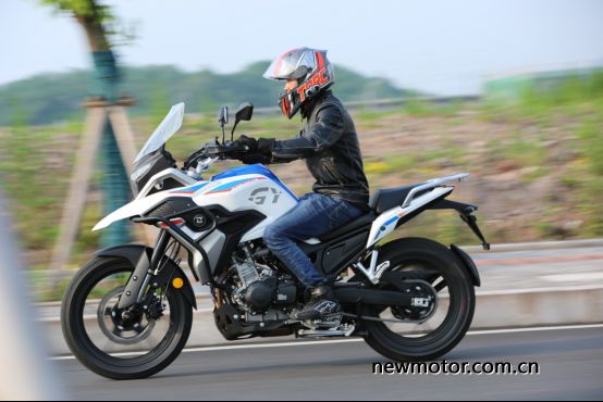 凯越500x和400x哪个值得购买,凯越400拉力车评测视频