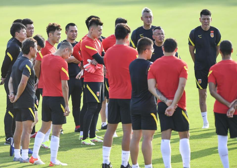 国足日本1比0李铁回顾,国足战沙特李铁赛后采访