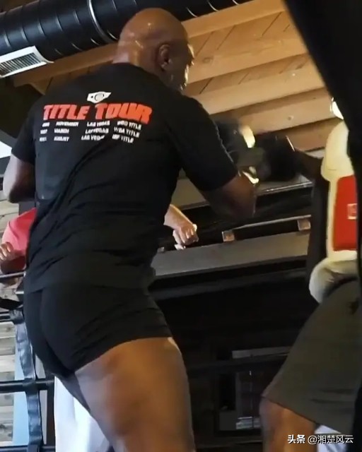 方便能打过梅威瑟吗,方便能不能打得过李小龙