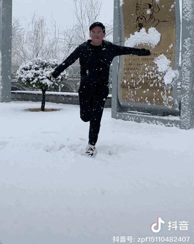 这群上不了赛场的人,给辱骂奥运会运动员的喷子上了最好的一课