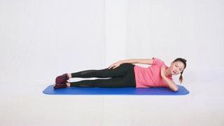 疫情严峻宅在家里怎么练？送给跑者5套不带重样的力量训练动作