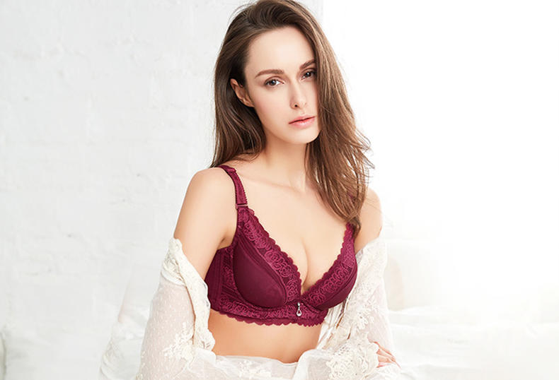 大胸妹专属内衣店,拒绝大妈look