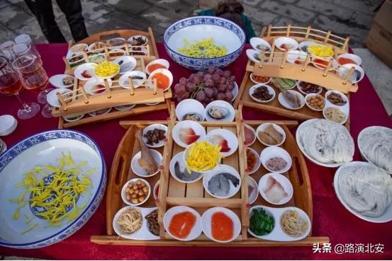 大中午的……看完这篇,更饿了