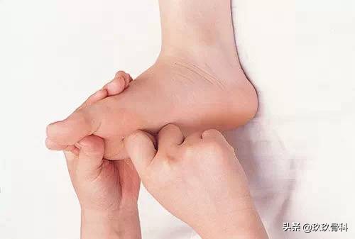 脚底是阳气的聚集的地方对吗,脚底穴位是人体第二心脏吗