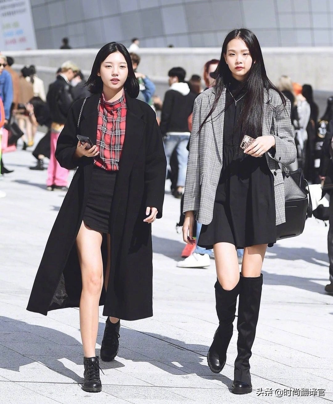 韩国女生街拍穿衣打扮,韩国美女穿个性衣服走秀