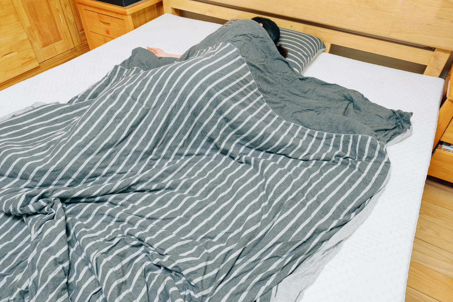 京东京造乳胶床垫,京东京造床垫睡感