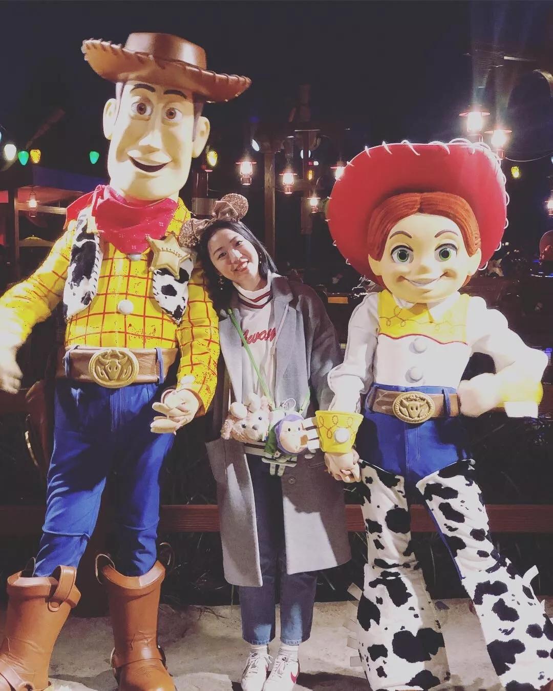 假期撒手没的戏精同事们，竟然在我挤春运的时候吹海风？？（下）