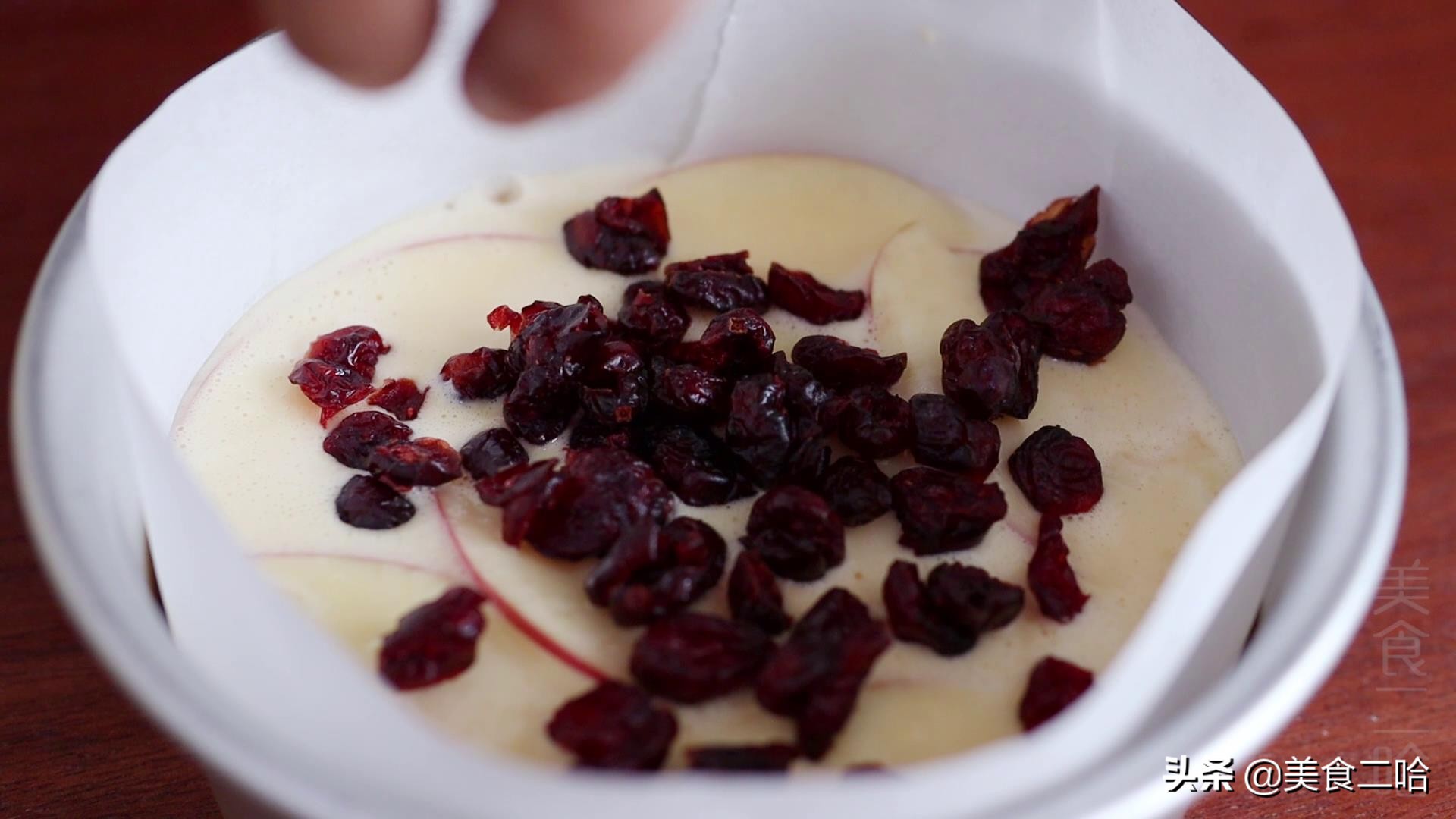 爆浆夹心蛋糕教程烤箱版,水果夹心蛋糕做法烤箱版