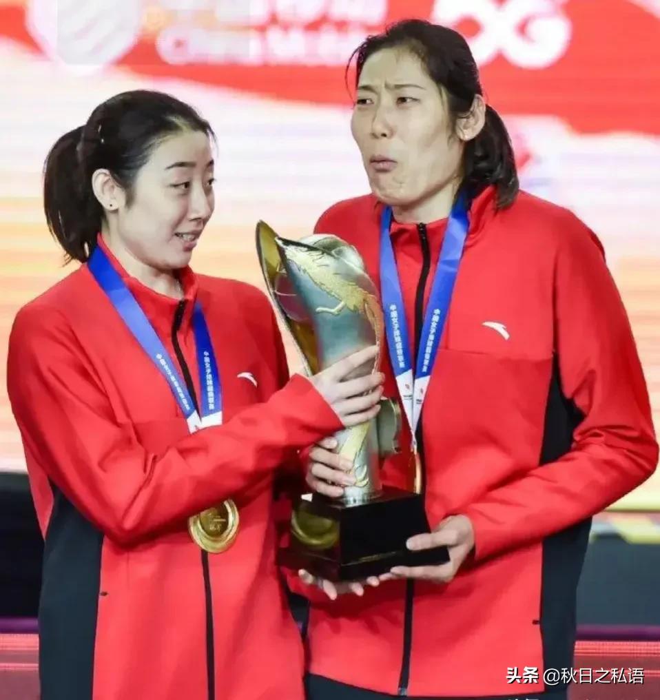 全运天津女排夺冠,全运10000米夺冠视频