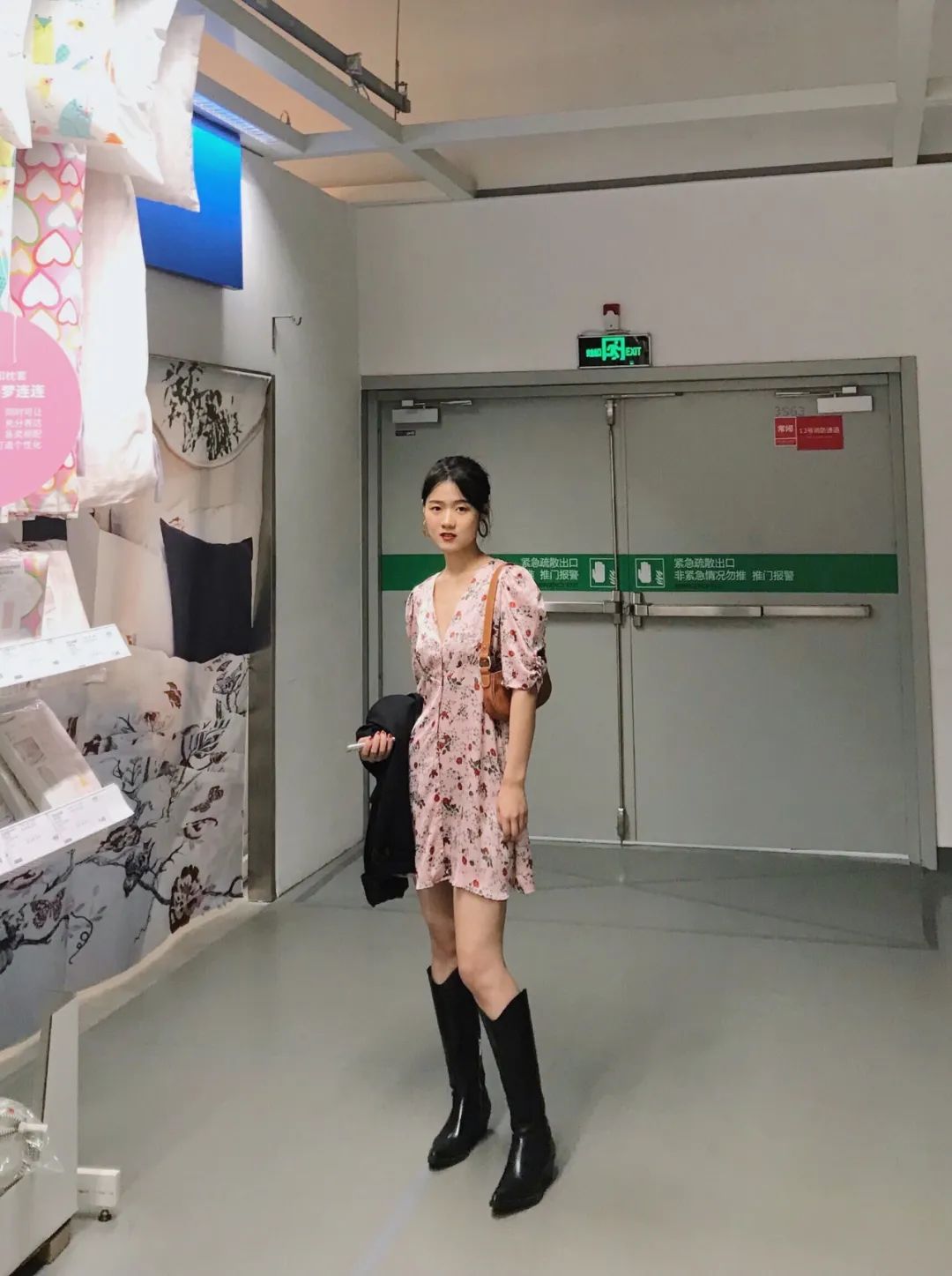 夏天穿条裙子的感受,夏天穿裙子有味道