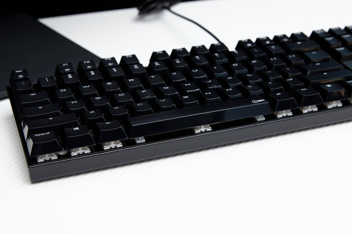 onikuma鐭酱鏈烘閿洏璇勬祴,irok鏈烘閿洏