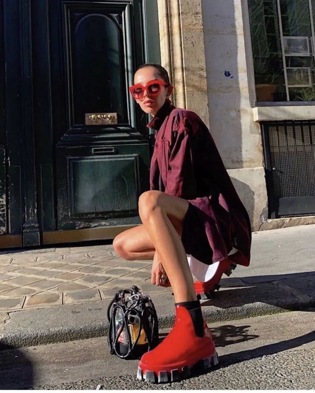 女士怎么挑选适合自己的墨镜,怎么选墨镜框适合脸型