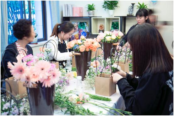 城镇化带来的繁荣和进步,城镇化给环境带来好处