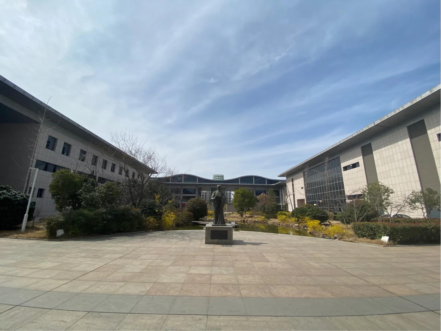 娌侀槼鏈辫浇鍫夐煶涔愬巺鐢诲睍,娌侀槼鏈辫浇鍫夐煶涔愬巺琛ㄦ紨