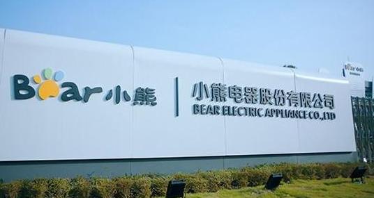 靠小小酸奶机起家，如今市值突破百亿，小熊电器做对了什么？