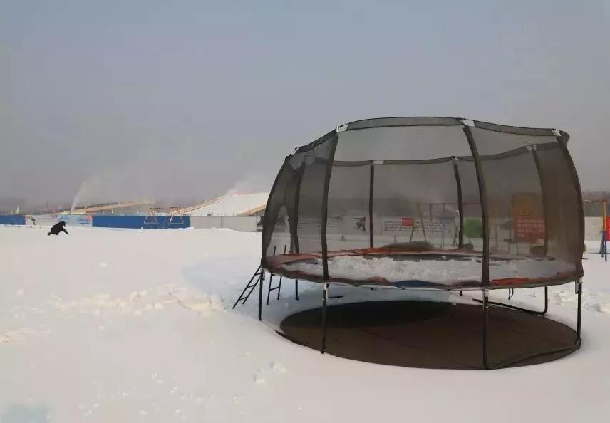 玩快乐冰雪亲子活动,冰雪王国亲子运动