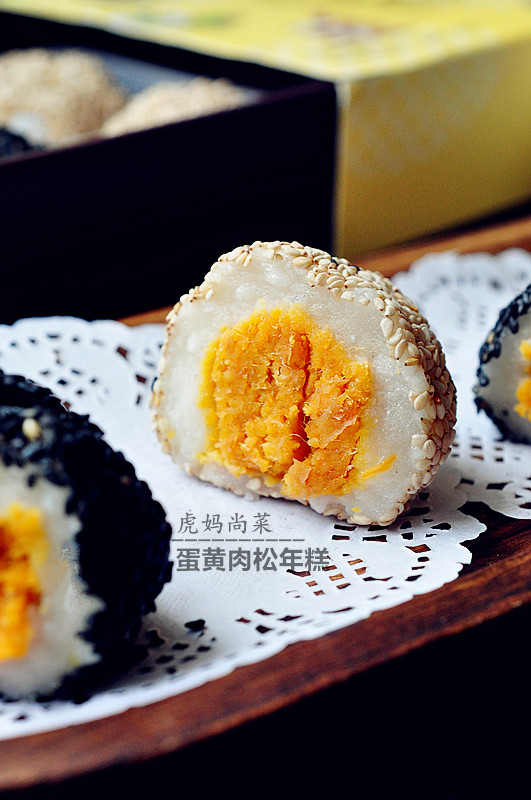 糯米粉做年糕团,糯米做的年糕块怎么吃