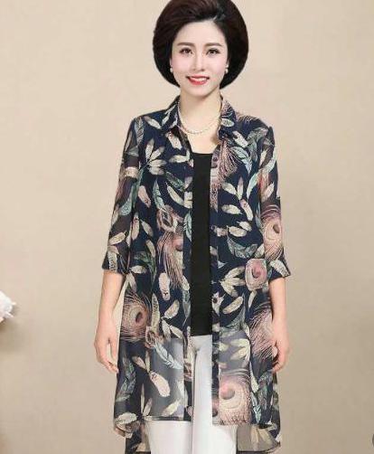 没钱也要给妈妈买冰丝衫,五一出去旅游必备的吊带裙