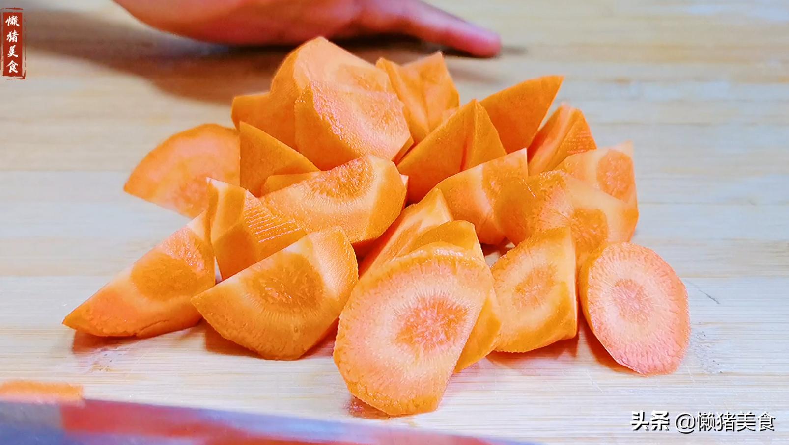 孕期喝鲫鱼汤有助于补钙吗,孕期鲫鱼汤和骨头汤哪个更好