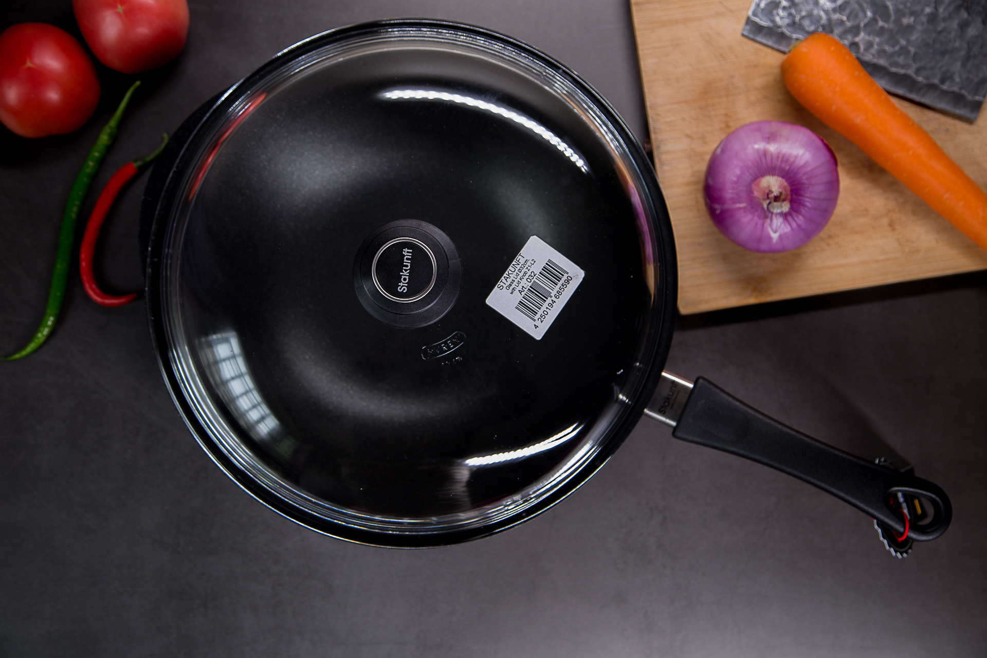 哪个牌子无油烟炒锅比较好,真正的无油烟炒锅选什么牌子的好