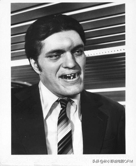 007大钢牙国语版,007大钢牙