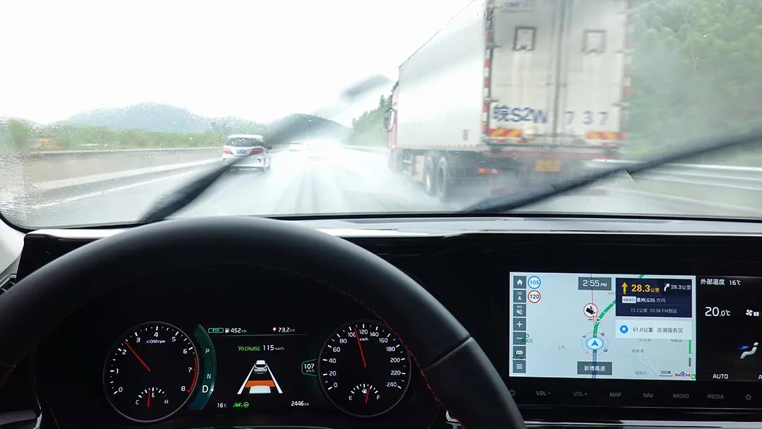 这款20万级合资suv城市和越野通杀,11万级的合资suv来了坐拥高颜值