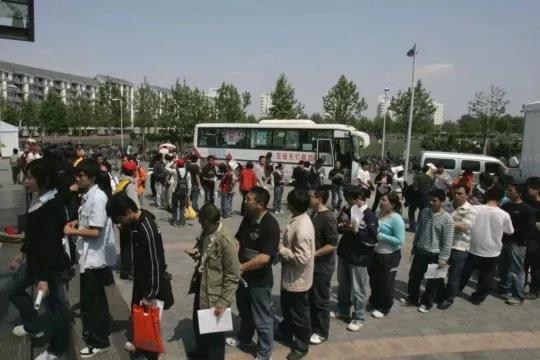 吴京和尚破戒,破戒吴京