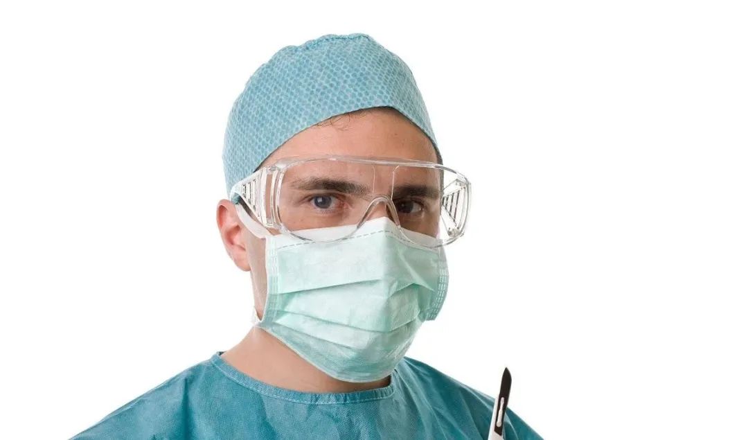 眼泪和鼻涕里含有新冠病毒吗,这次新冠病毒的早期症状是什么