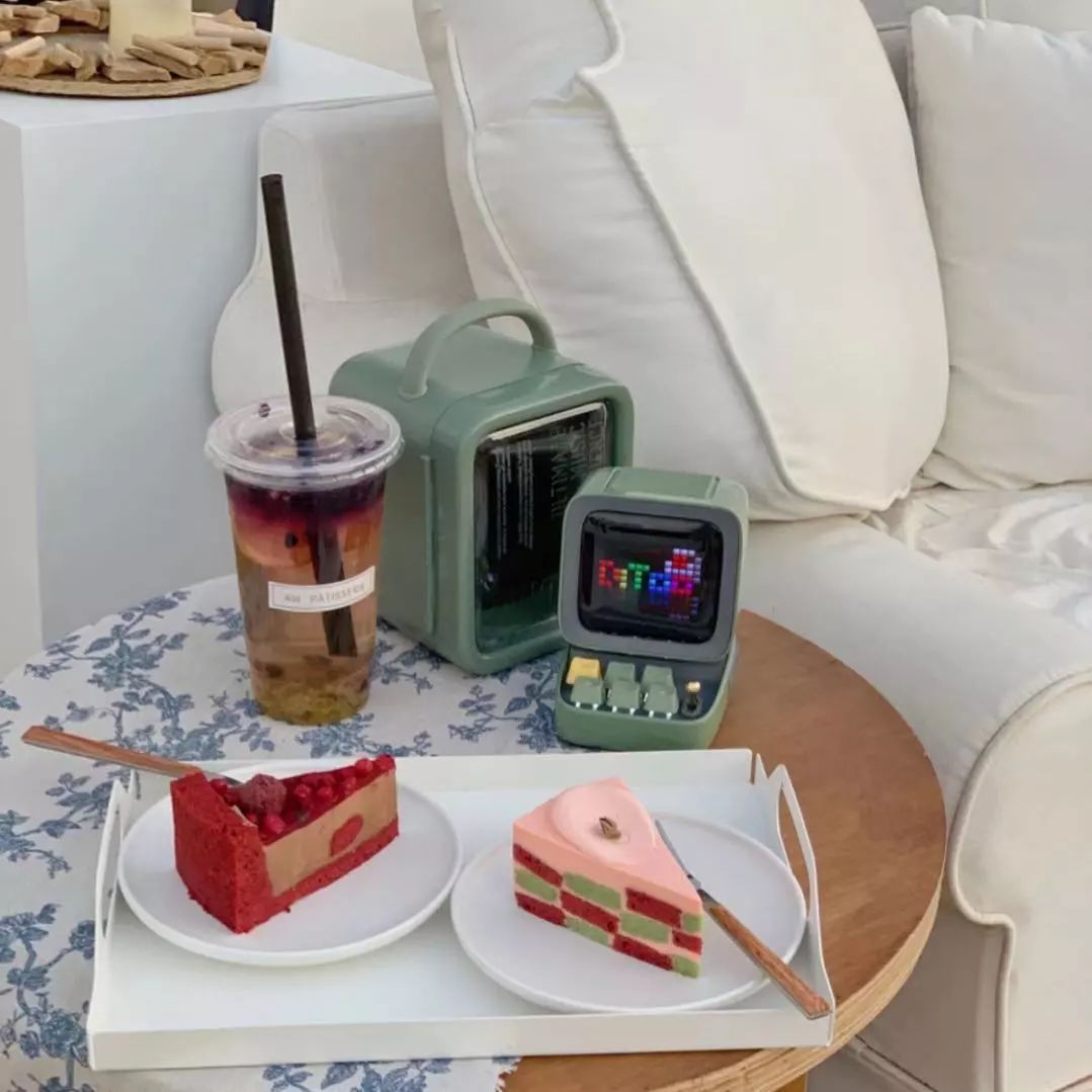 送女朋友圣诞礼物时该说什么,男人送女友生日礼物送什么