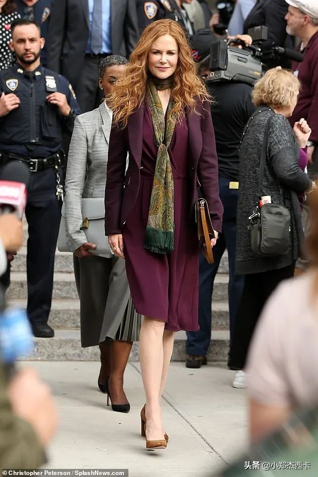 53岁妮可基德曼新剧光彩照人,妮可基德曼悬疑剧