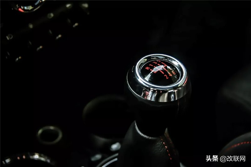 这是情怀体现的MINIR56JCW帅到爆炸