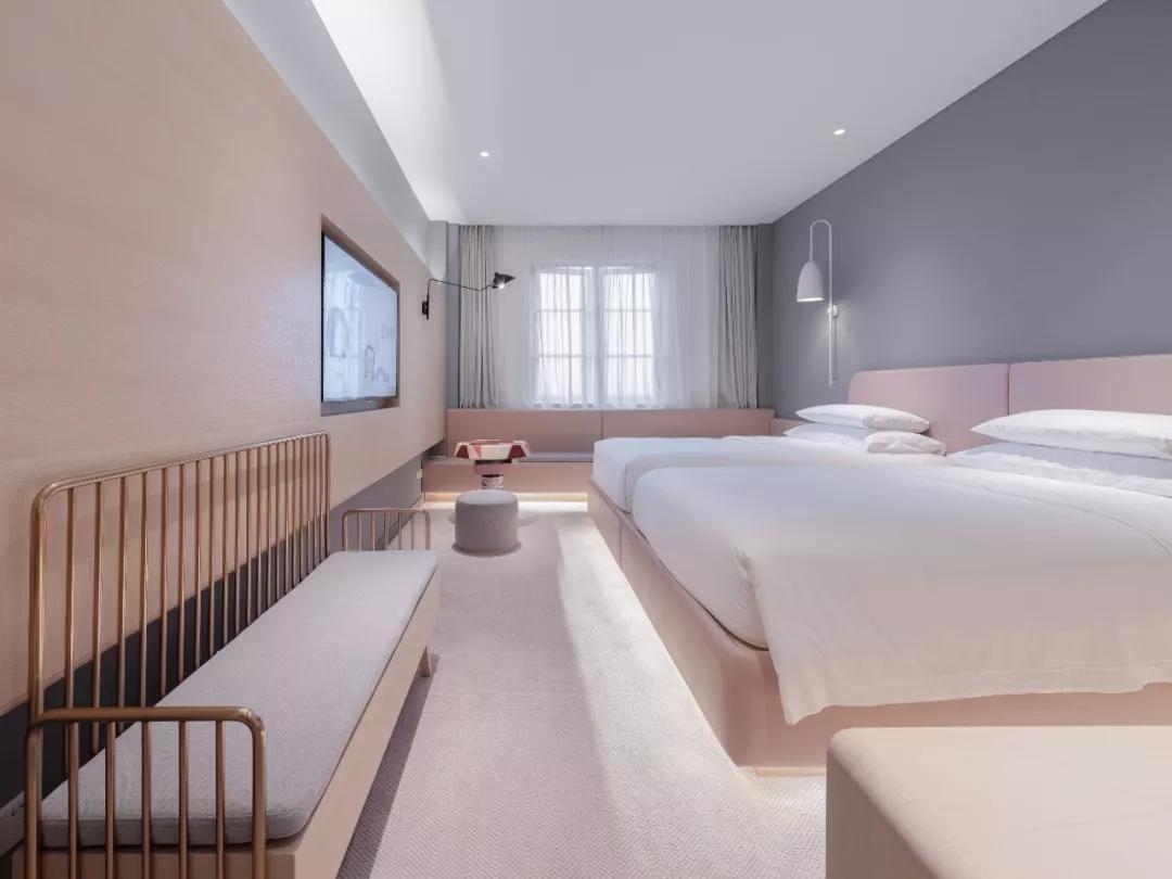 浪漫树屋、奇妙酒店、恒温水乐园...去江浙沪Top酒店跨个30℃的年