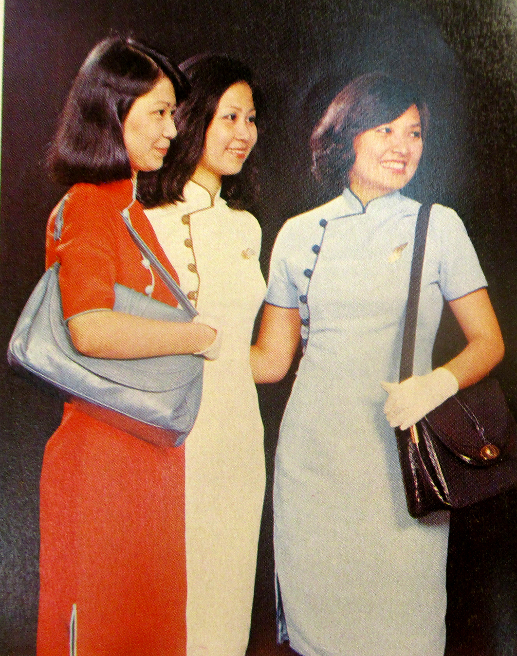 从妇女典范到骂街泼妇，台湾空姐“堕落”史