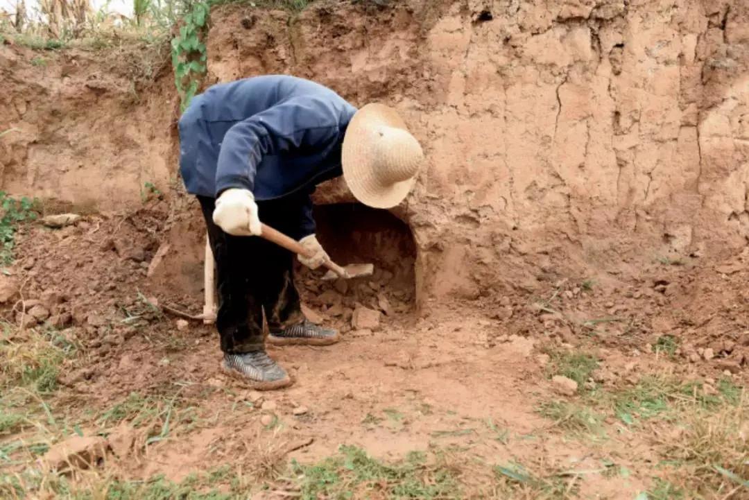 古老烧木炭窑的结构,古代木炭窑