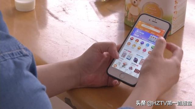 女子不满网购商品评论莫名消失被“好评”