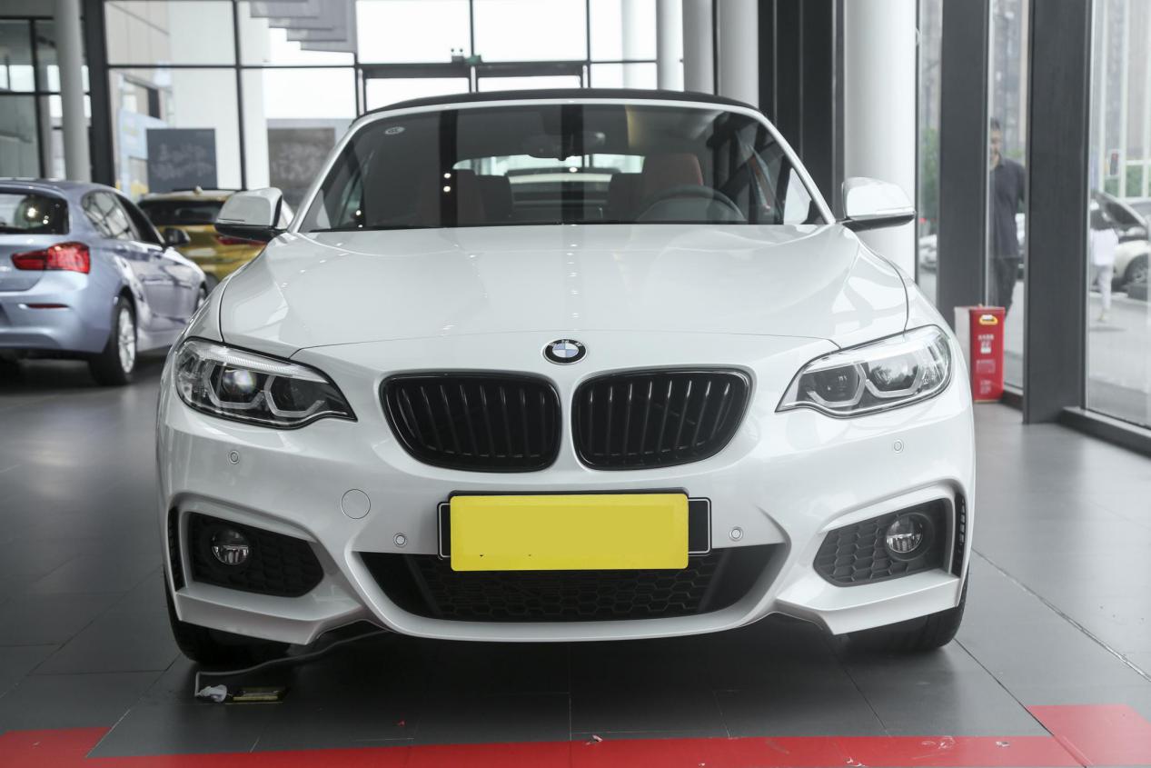 最新款的硬顶敞篷车,帅气又霸气不超过100万的敞篷车