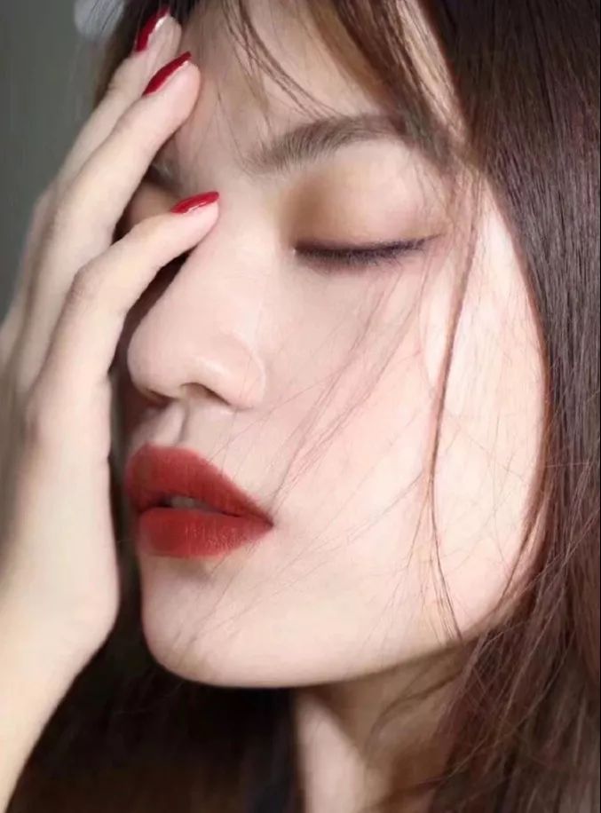 强势吊打405，阿玛尼这支新色你一定要有