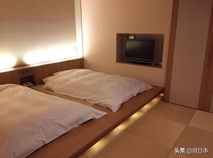 轻奢极简露天温泉,超梦幻的露天温泉