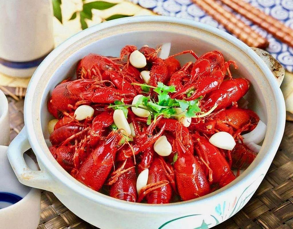 浜洪棿澶╁爞姹熻嫃,浜洪棿浠欏姹熷崡姘翠埂椋庢櫙