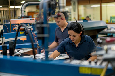 丝网印刷时油墨干得快怎么解决,丝网印刷问题及解决方法