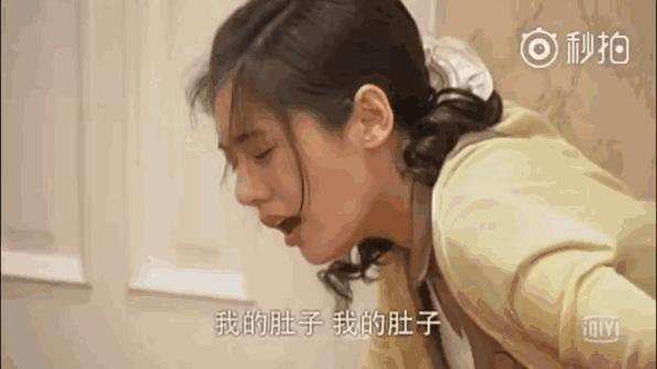 35岁的女子怀孕31周竟是三胞胎,女子怀孕40周胎死腹中