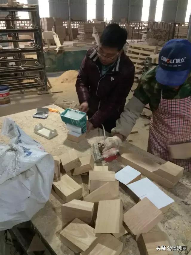 拼板胶开了怎么修复,封边机板材胶痕处理方法