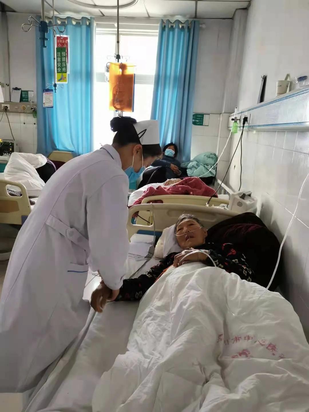 医者仁心待患如亲