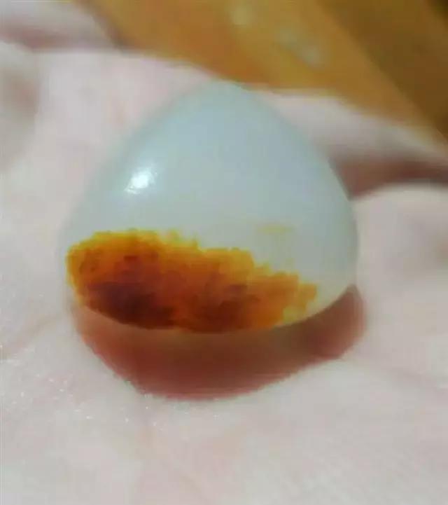 和田玉籽料皮造假对人身体有害吗,和田玉造假如何辨别