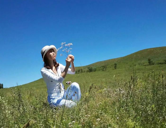 旅行去看草原美景,去草原撒欢视频