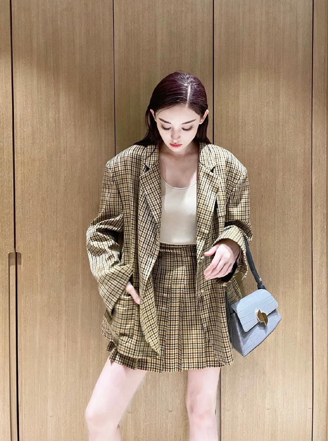 刘雯包包哪款最好,刘雯包包搭配