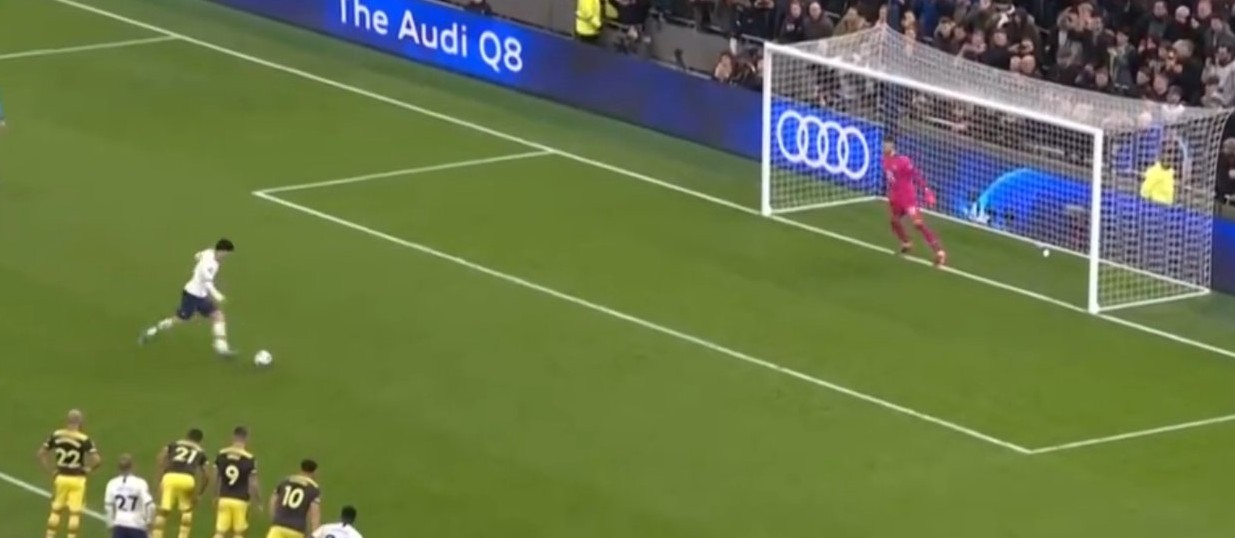 亚洲球王用实力回怼病毒歧视!